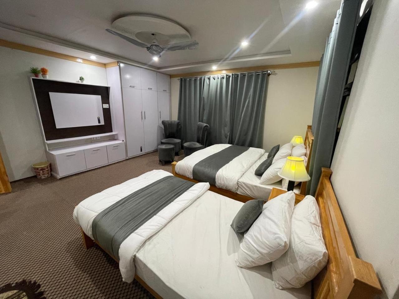 Skardu Saraye Hotel & Resort Екстериор снимка
